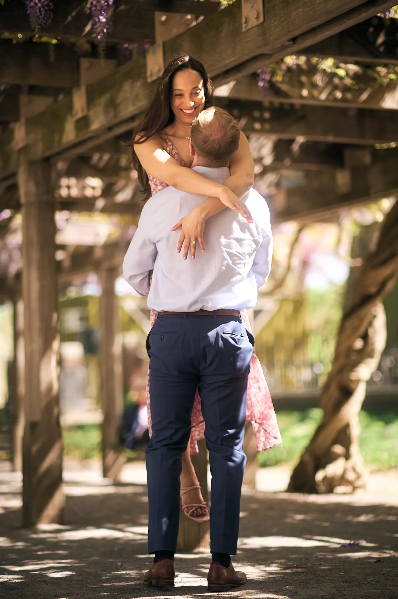 Warm golden hour couple photo in New York City by Lens of Fariha